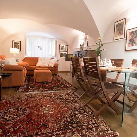 Relais Divo Laurentio Al Duomo Genova